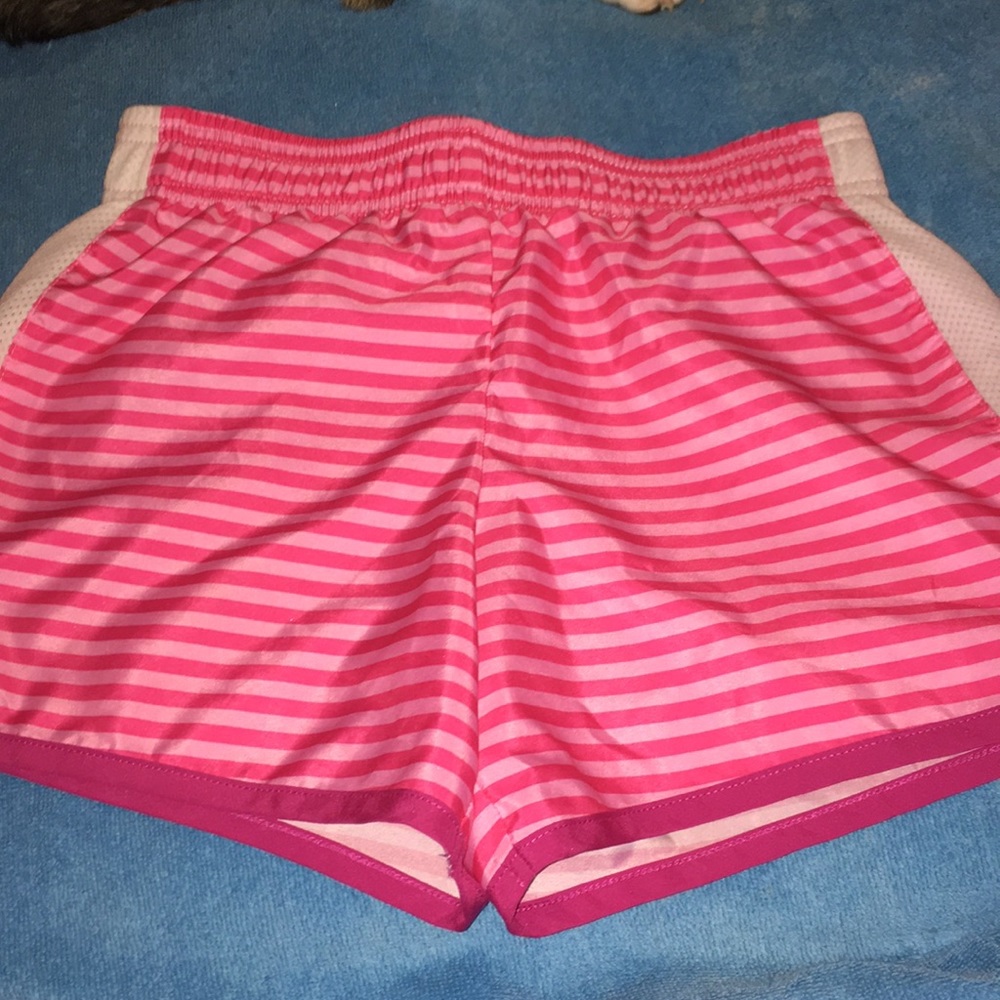Shorts - Picture 2 of 4
